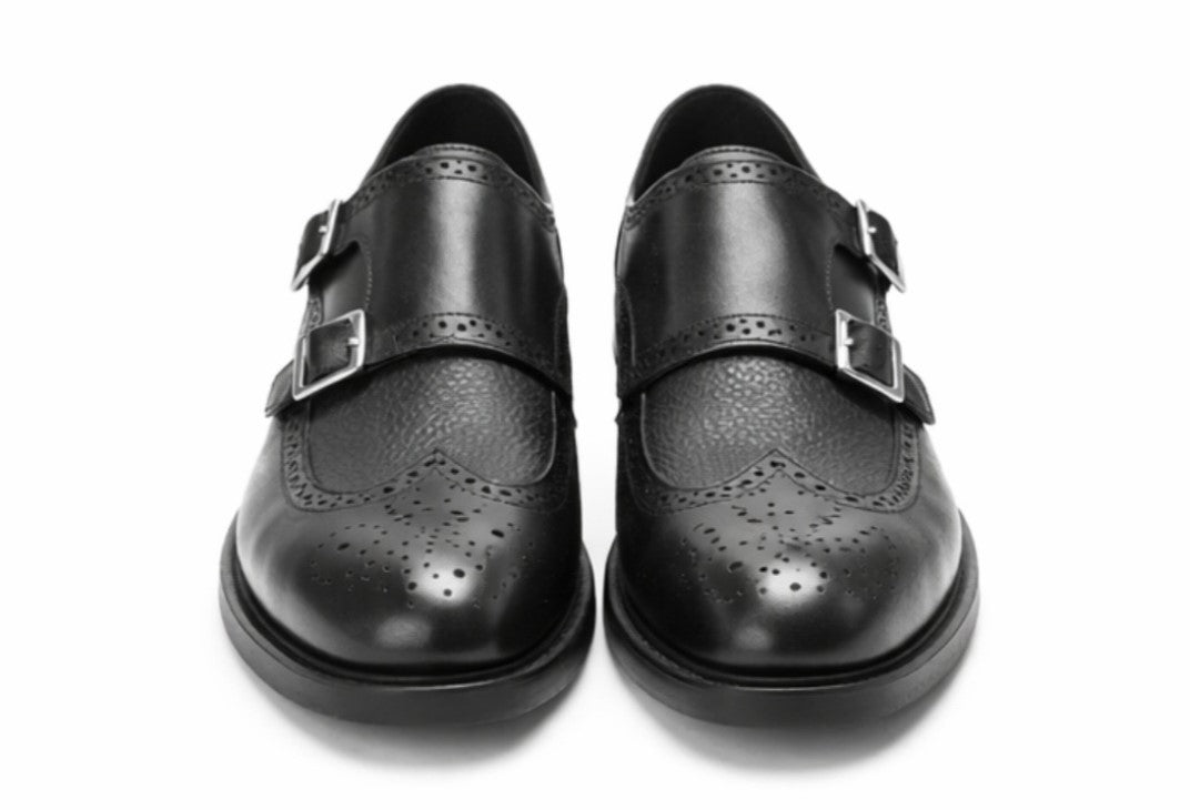 Dakota Monk Black